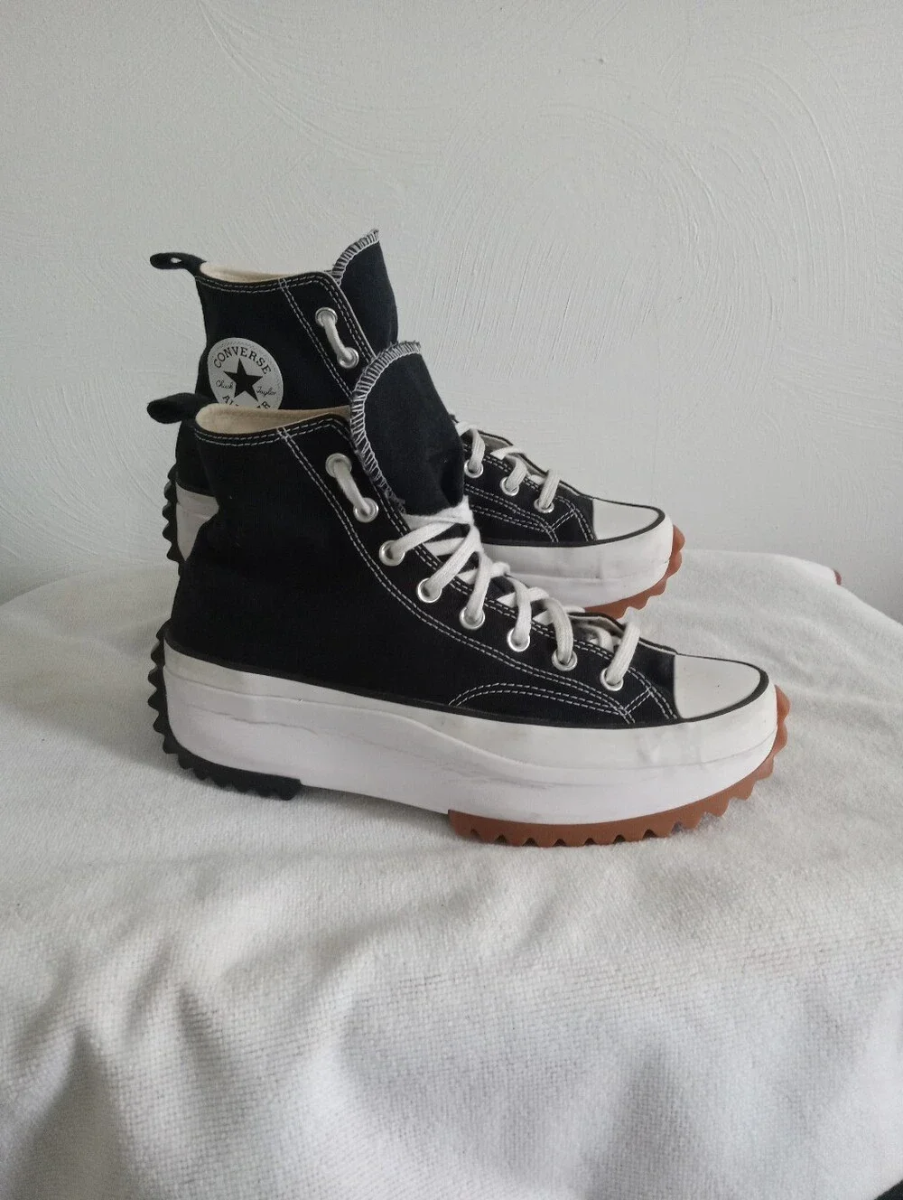 Converse Run Star Hike Black White Hi Top Platform Sneakers Mens 10.5 /Womens 12
